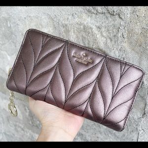 Kate Spade ♠️ Large Zip-Continental Wallet